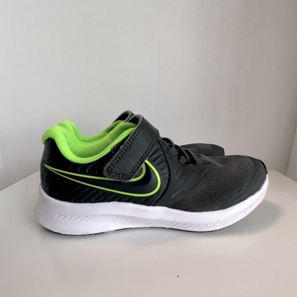 Nike, Kids Star Runner 2 (PSV) - Anthracite/Electric Green. Size: 13C (US) - Picture 2 of 13